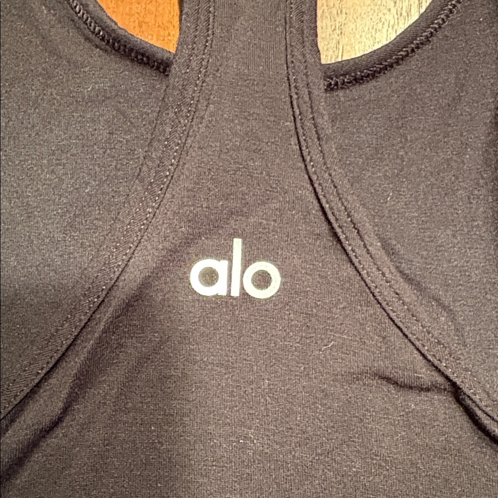 ALO All Day Tank ~ removed tag but never worn.  It’s super soft and lightweight.